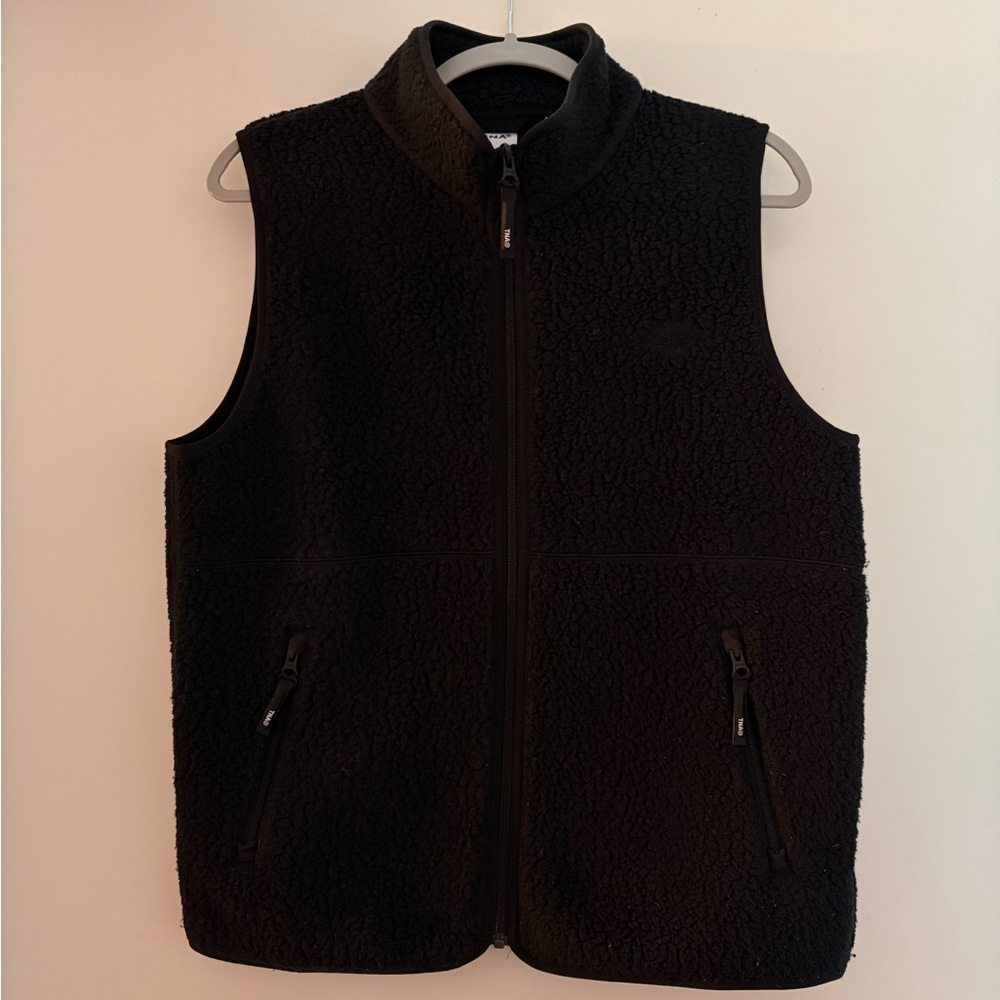 Aritzia Black Polar Fleece Vest - Picture 2 of 4